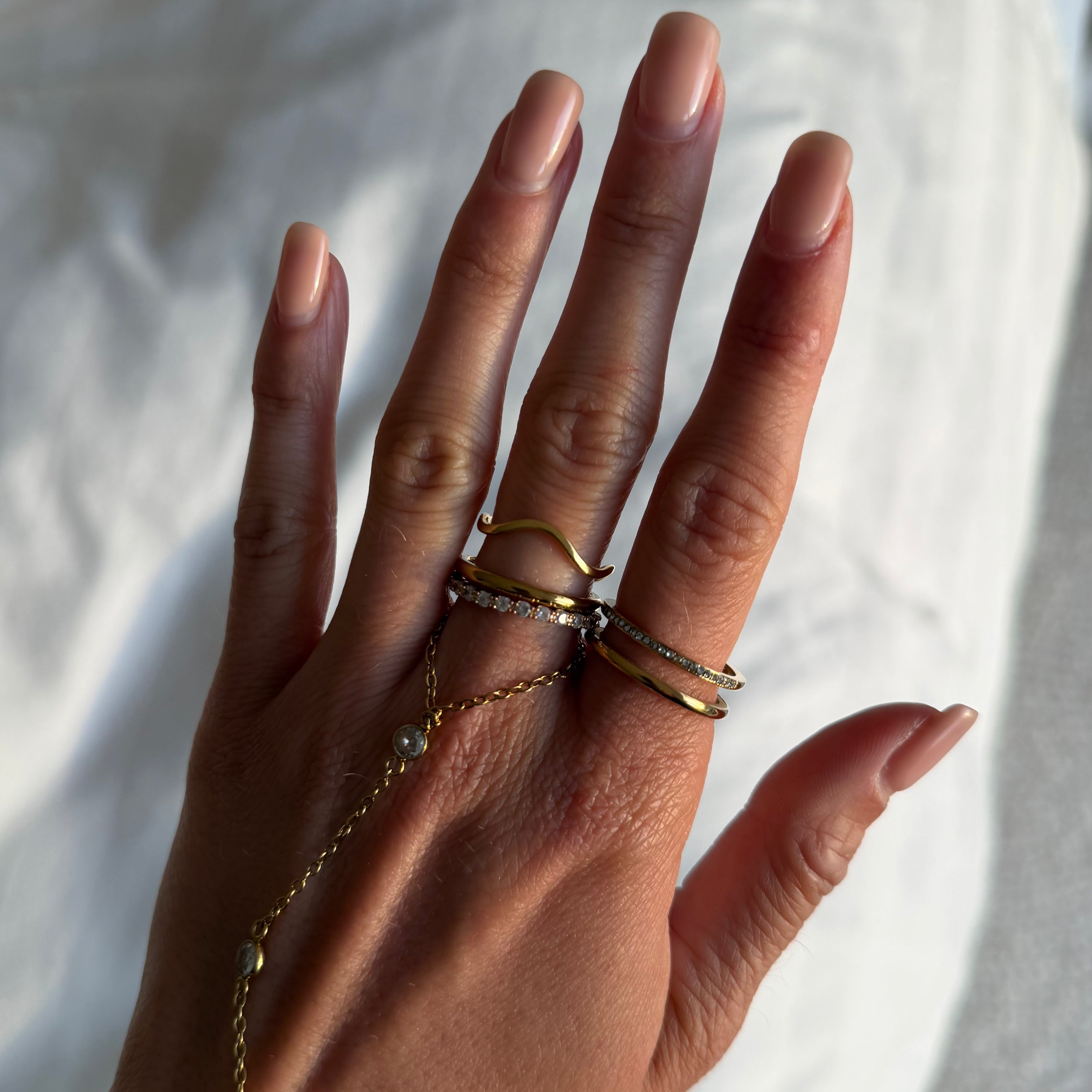 Ch¨¦rie Ring