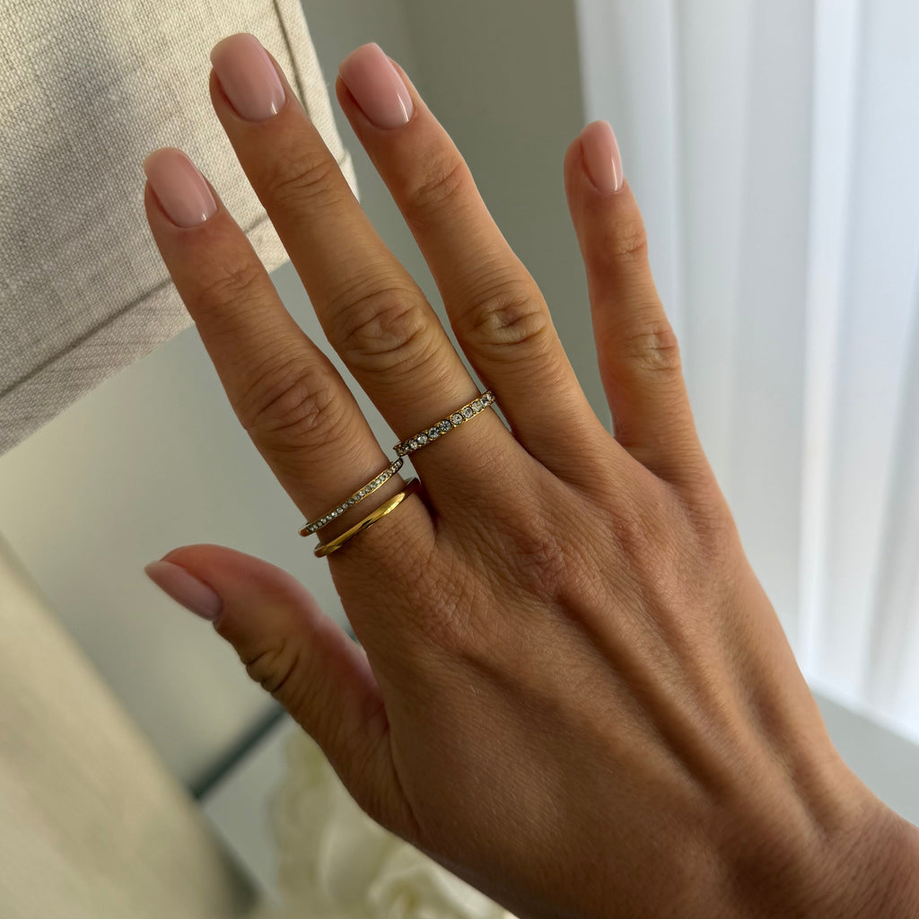 Ch¨¦rie Ring